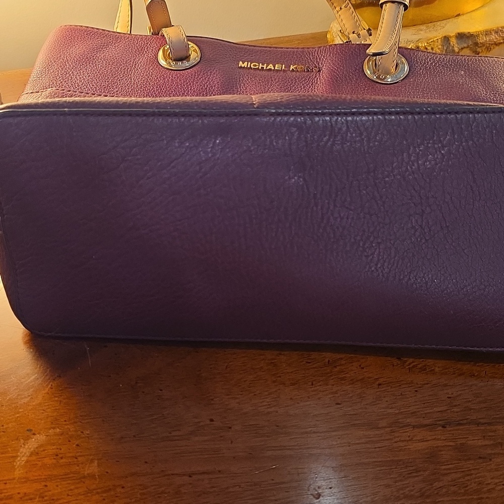 Michael Kors Pebble Leather Tote - Picture 7 of 7